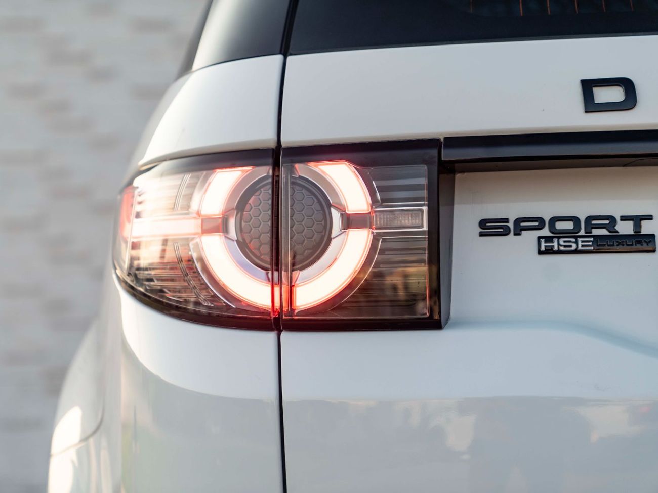 Land Rover Discovery Sport HSE Luxury 2.0L