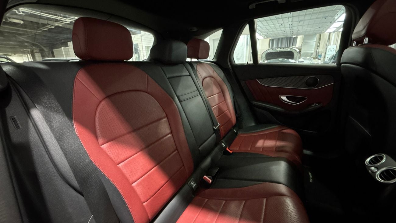 Mercedes Benz GLC200 2022 AMG PREMIUM | AED 2211/Month | 0 DP | 30 Day Return | Warranty | Service History