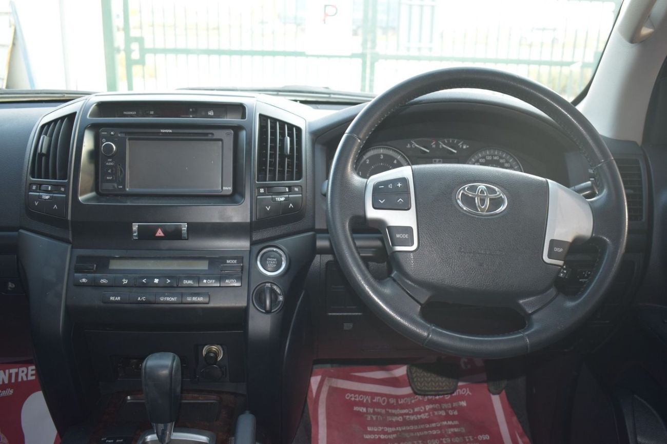 Toyota Land Cruiser GXR GT 4.6L 4WD 2015 TOYOTA LAND CRUISER GXL V8