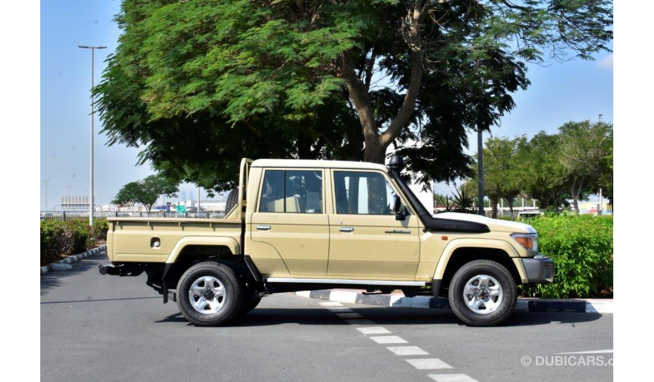 تويوتا لاند كروزر بيك آب 79 DOUBLE CABIN LIMITED V8 4.5L  WITH WINCH AND DIFFERENTIAL LOCK