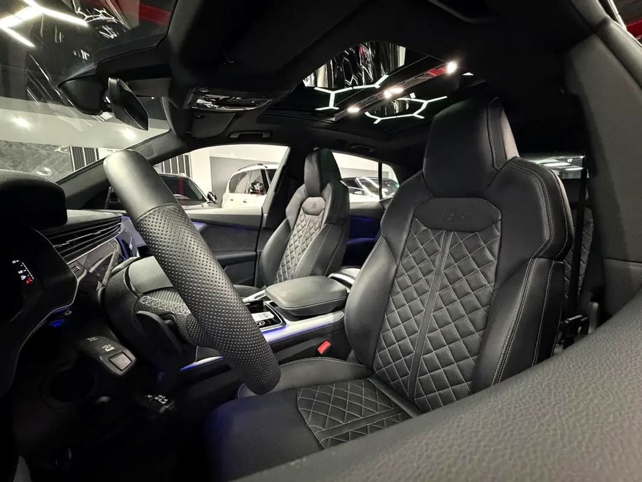 Audi Q8 55 TFSI S-LINE LUXURY