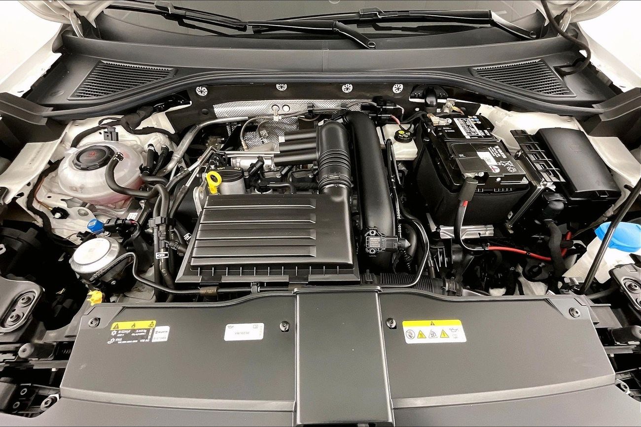 تويوتا يارس SE / E | ضمان مجاني لمدة عام | 0 دفعة أولى