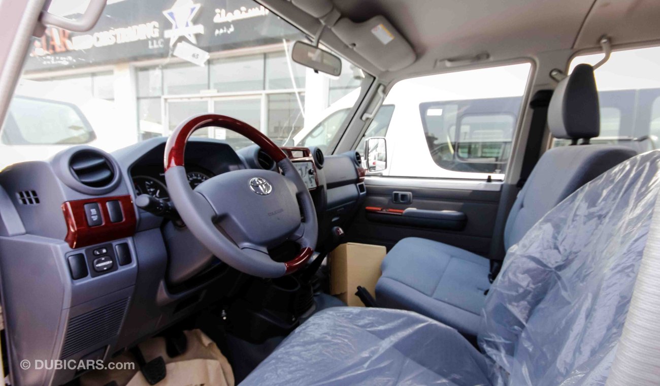 Toyota Land Cruiser Pick Up Double Cabin - Diesel