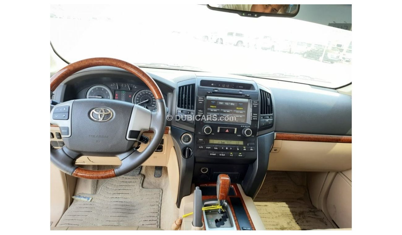 تويوتا لاند كروزر تويوتا لاند كروزر جي اكس ار 8 سلندر فل مواصفات