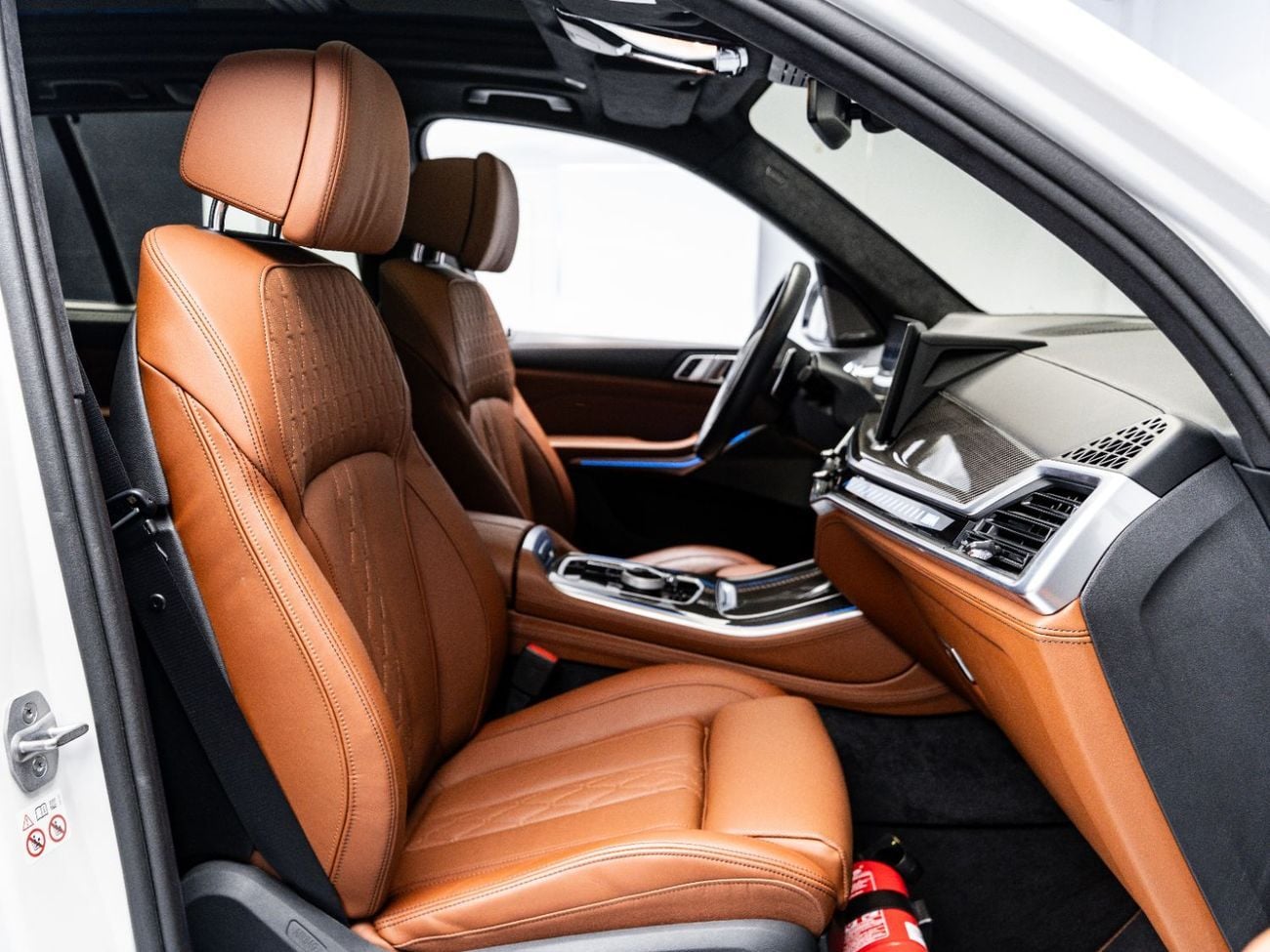 بي أم دبليو X5 2024 BMW X5 M60i xDrive, 4.4 TC V8, 4WD, 530bhp, 8 Speed Auto