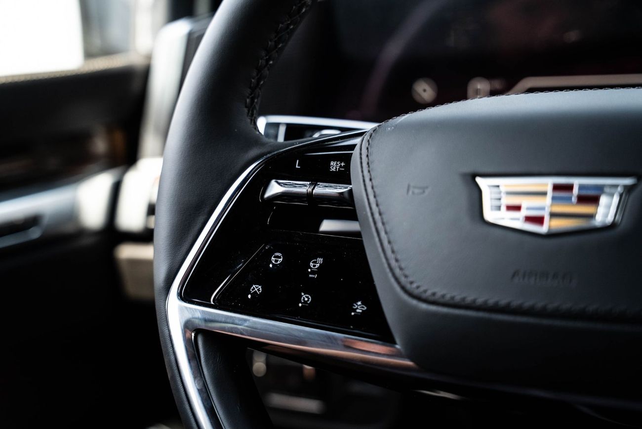 كاديلاك إسكالاد Sport Platinum 6.2L AWD