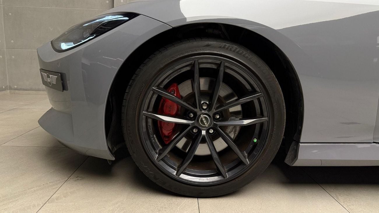 نيسان Z AT Performance 3.0L