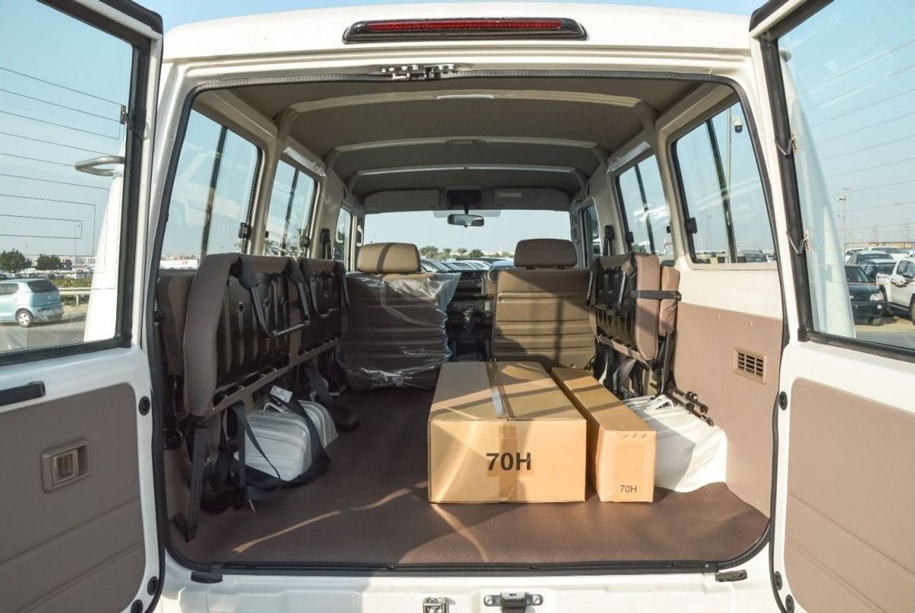 Toyota Land Cruiser 70 TOYOTA LAND CRUISER 78 SERIES 4.0L 4WD SUV 2024 | POWER STEERING | POWER WINDOWS | STEEL WHEELS | AM