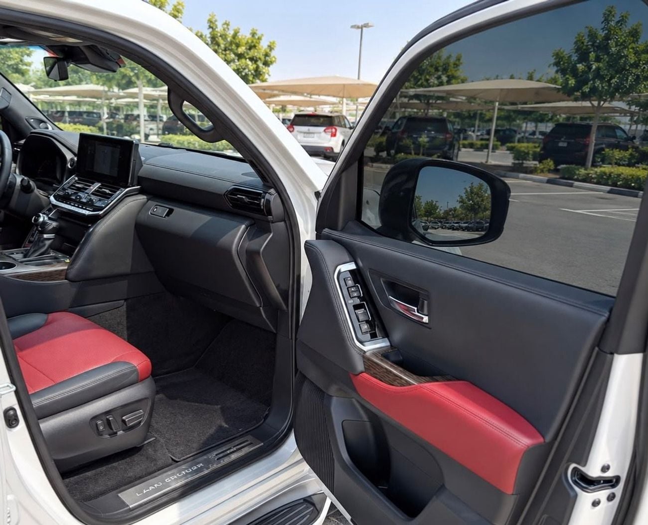 Toyota Land Cruiser VXR 3.5 L Petrol 2022