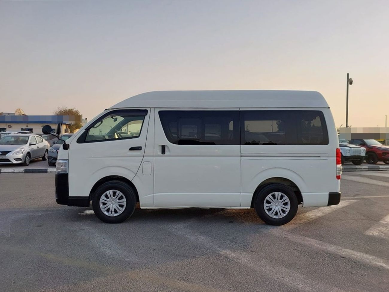 Toyota Hiace 2016 TOYOTA HIACE VAN RHD 3.0 L DIESEL AUTOMATIC (PM94354)
