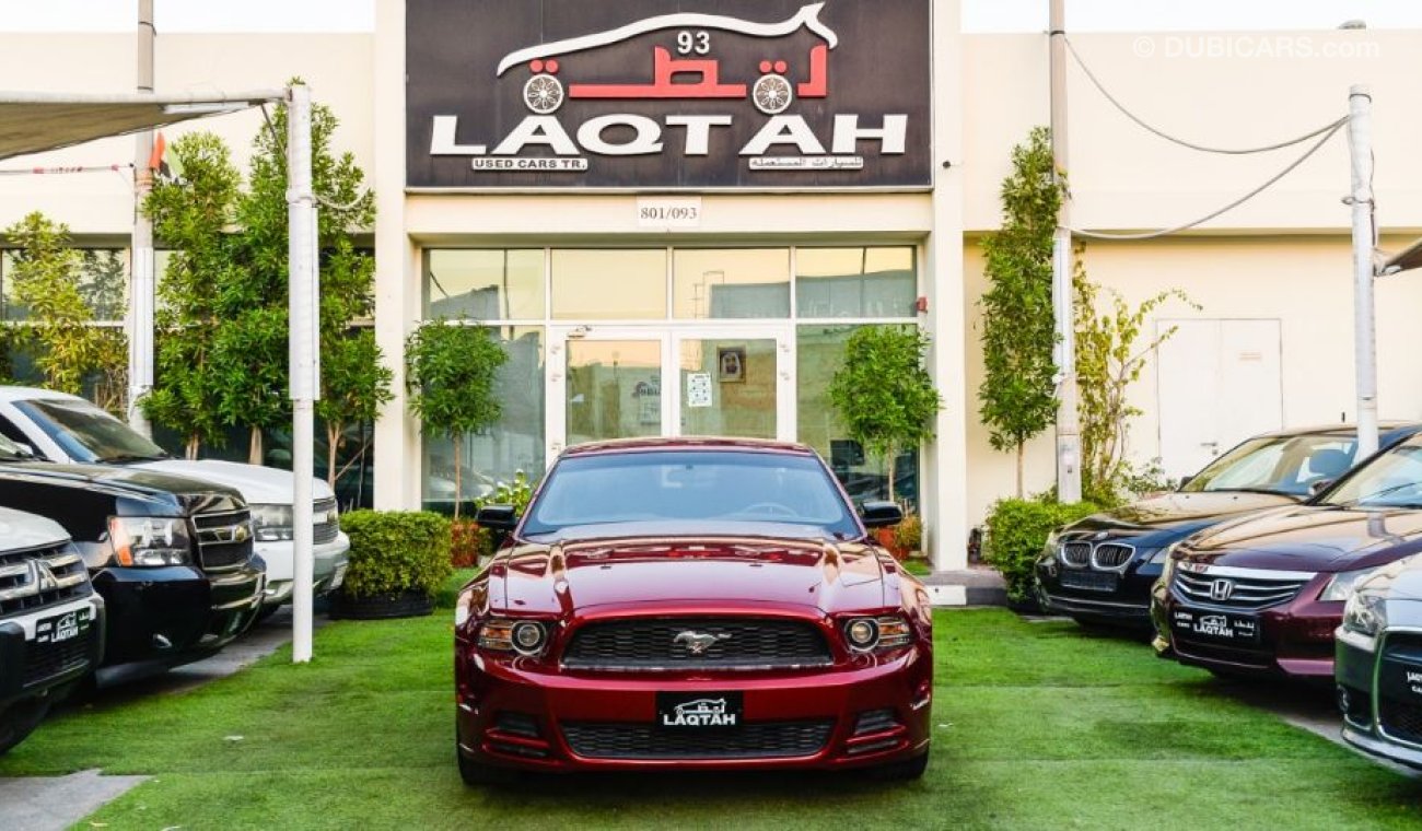 Ford Mustang Ford Mostung Model 2014 import American coulour Red very very clear