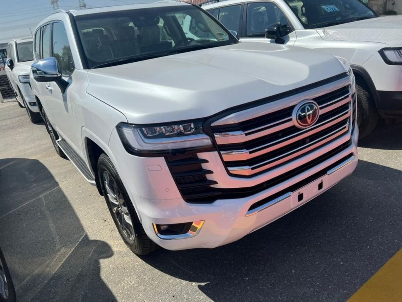 تويوتا لاند كروزر Toyota Land Cruiser VXR 3.5L  Twin turbo