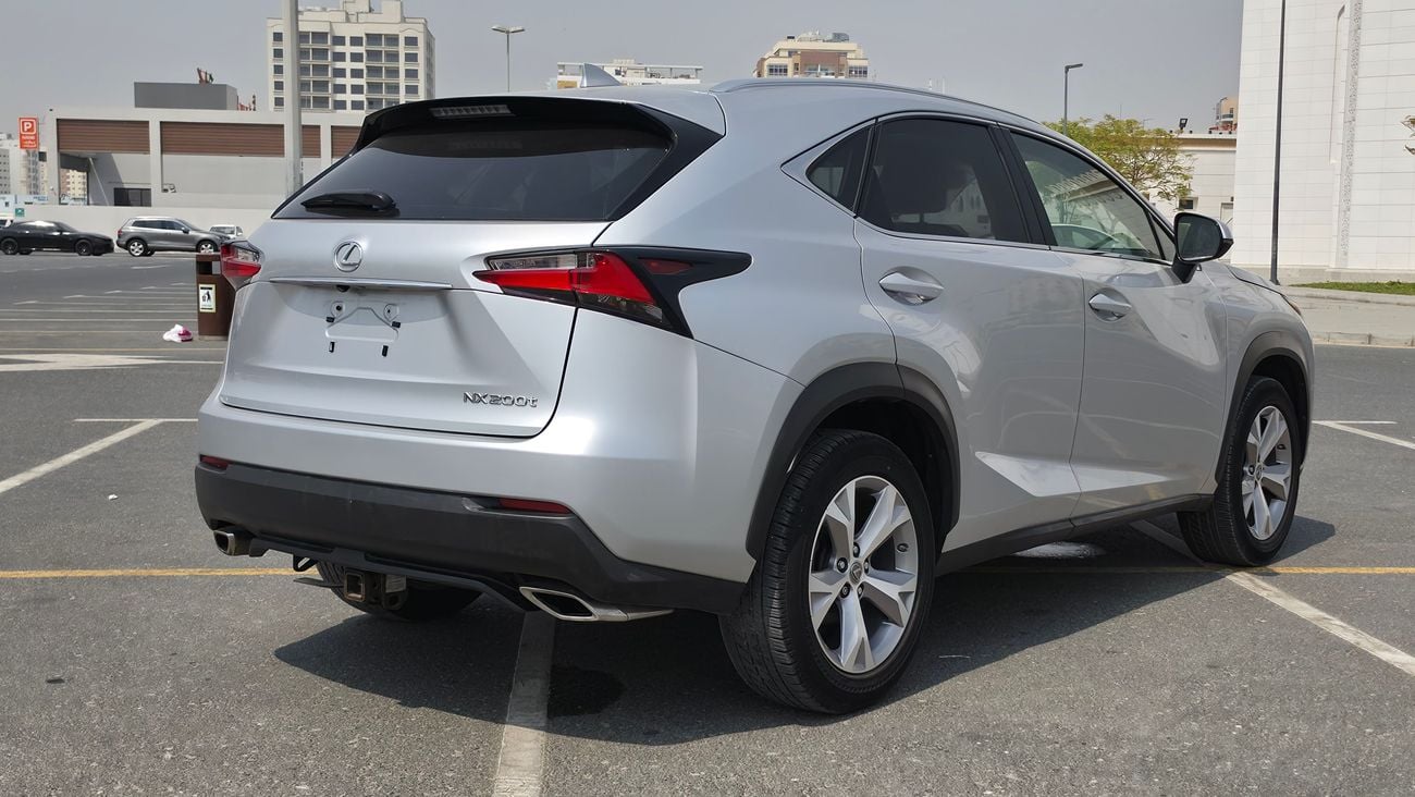 Lexus NX200t STANDARD