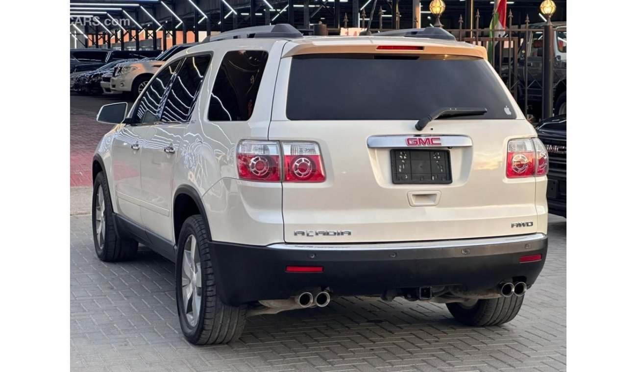 GMC Acadia