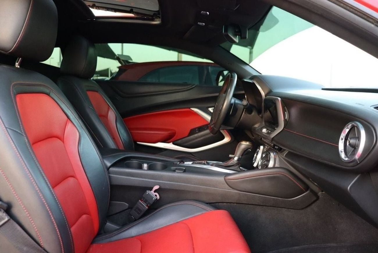 Chevrolet Camaro 3LT 3.6L Coupe Chevrolet Camaro RS / 2018 / GCC / Free Accident