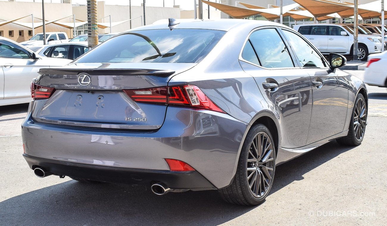 Lexus IS250