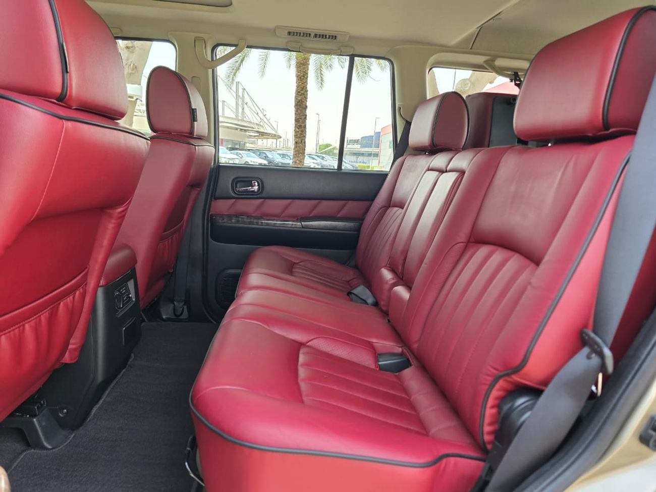 Nissan Patrol SUPER SAFARI 2023 GCC WITH AGENCY WARRANTY & SERVICE CONTRACT IN MINT CONDITION