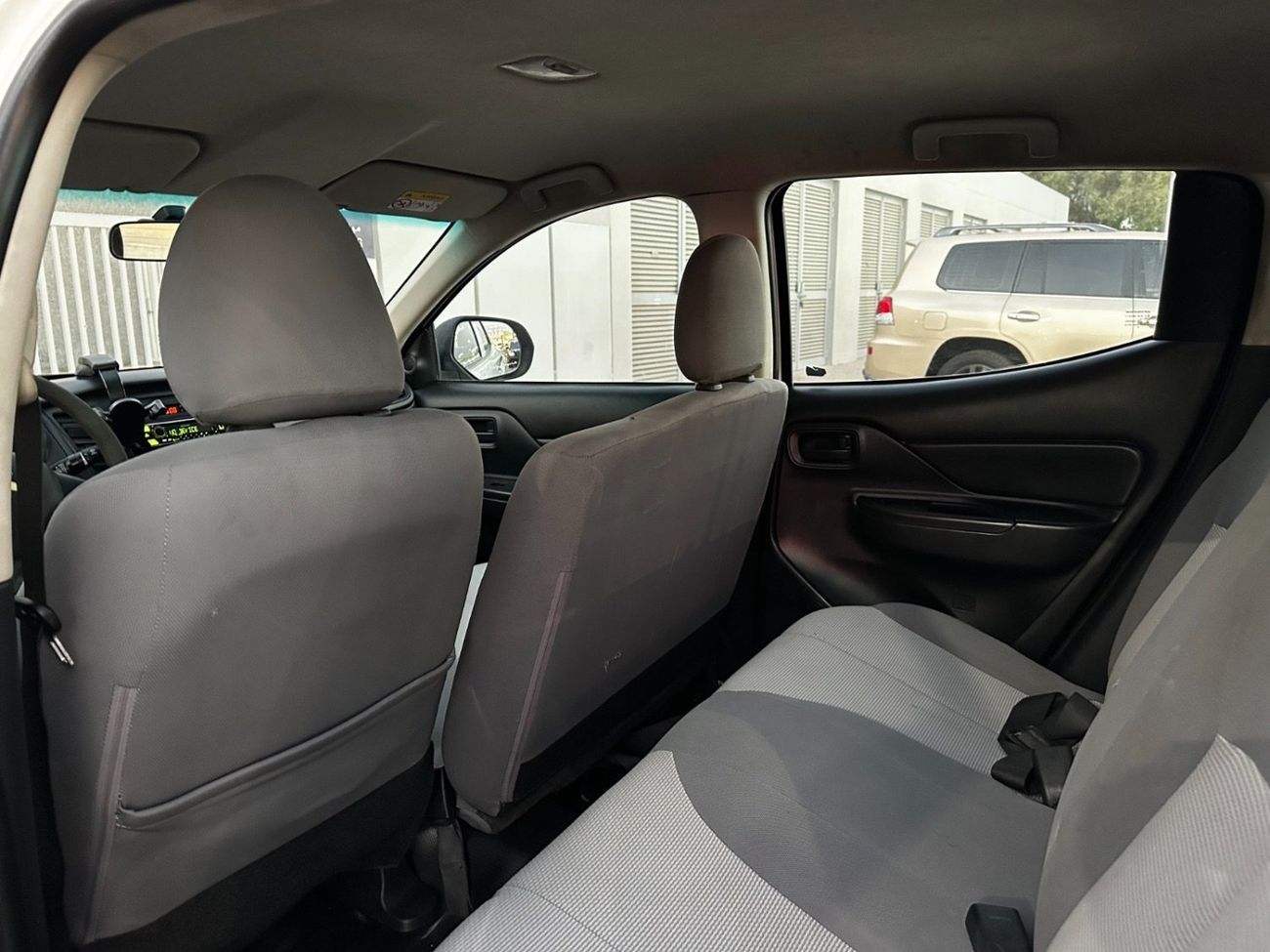 Mitsubishi L200 GL 2.5L Double Cab Utility RWD