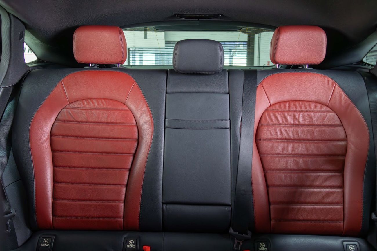 مرسيدس بنز GLC 250 Coupe AMG 2.0L