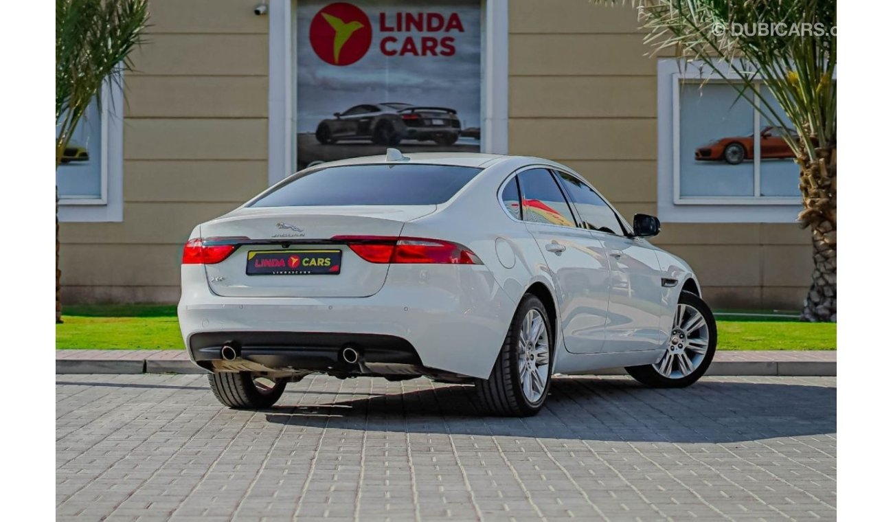 Jaguar XF SE