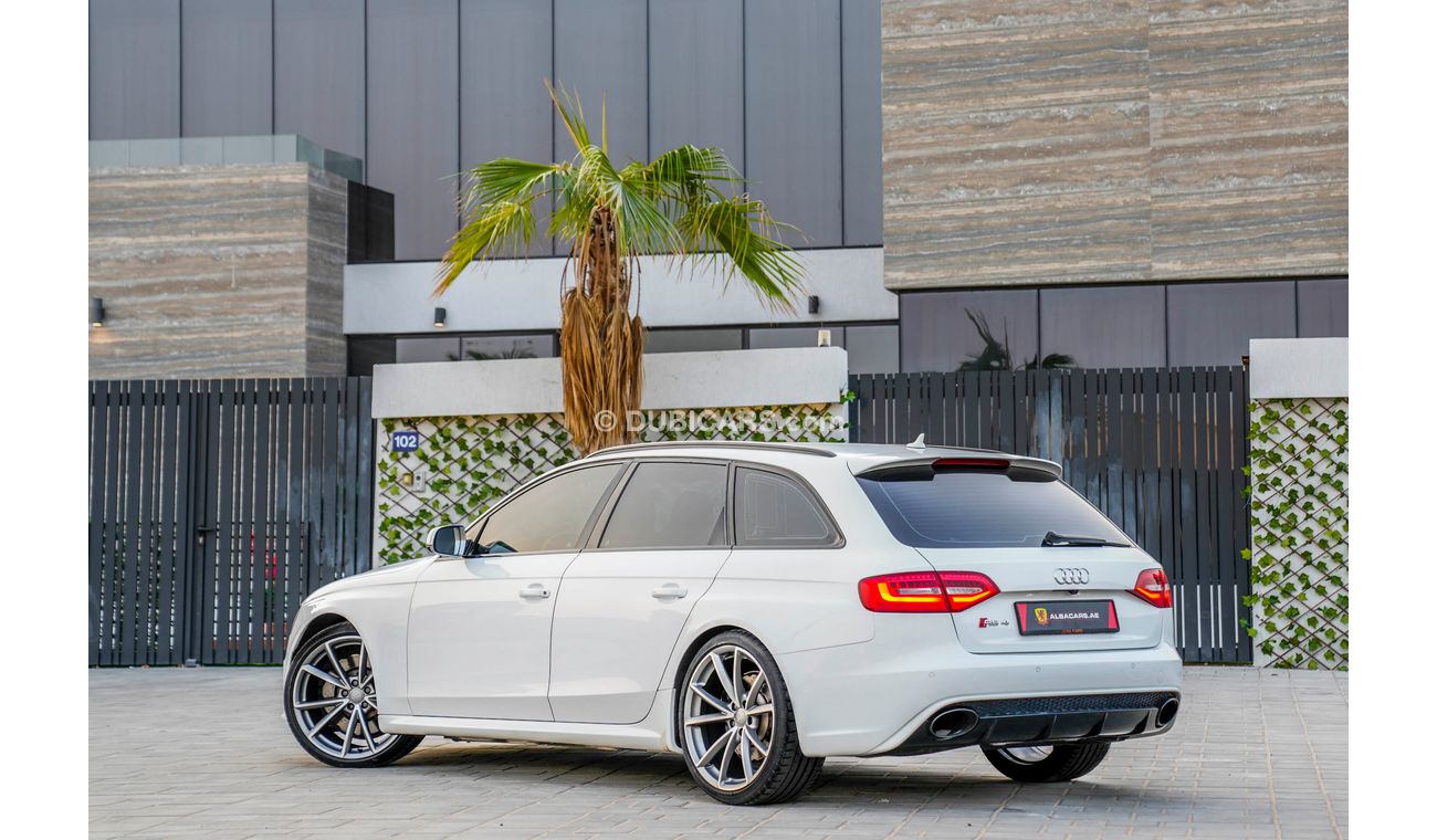 Audi RS4 2,918 P.M | 0% Downpayment | Full Option | Exceptional Condition!
