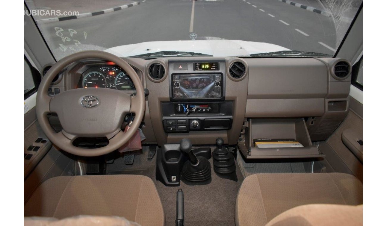 Toyota Land Cruiser 76 HARDTOP  LX  V8 4.5 TURBO DIESEL 4WD MANUAL TRANSMISION 5 SEAT WAGON