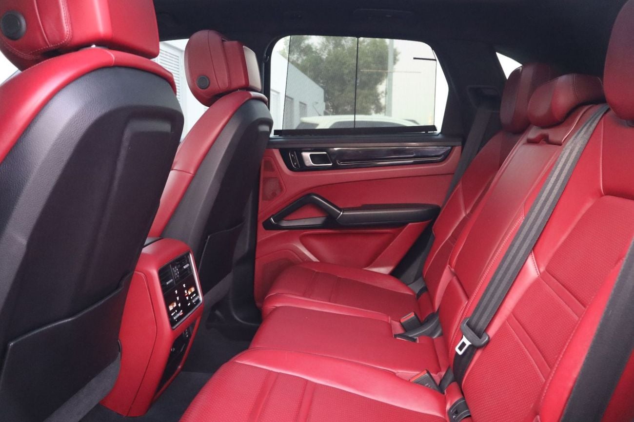 Porsche Cayenne STANDARD
