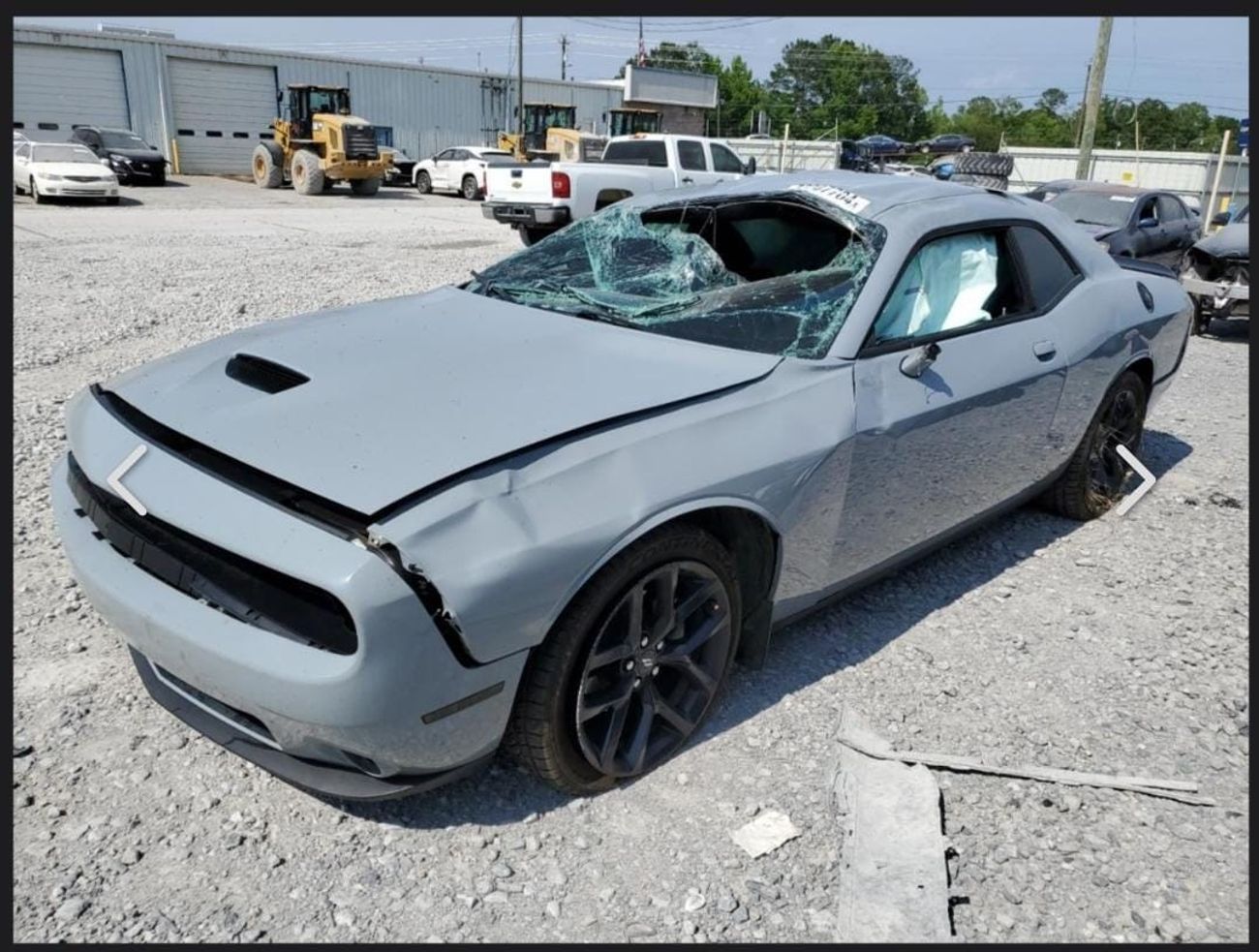 Dodge Challenger SXT Plus 3.6L THE MOST BEAUTIFUL COLOR/ FULL OPTION- SUN ROOF -ORGINAL AIR BAGS