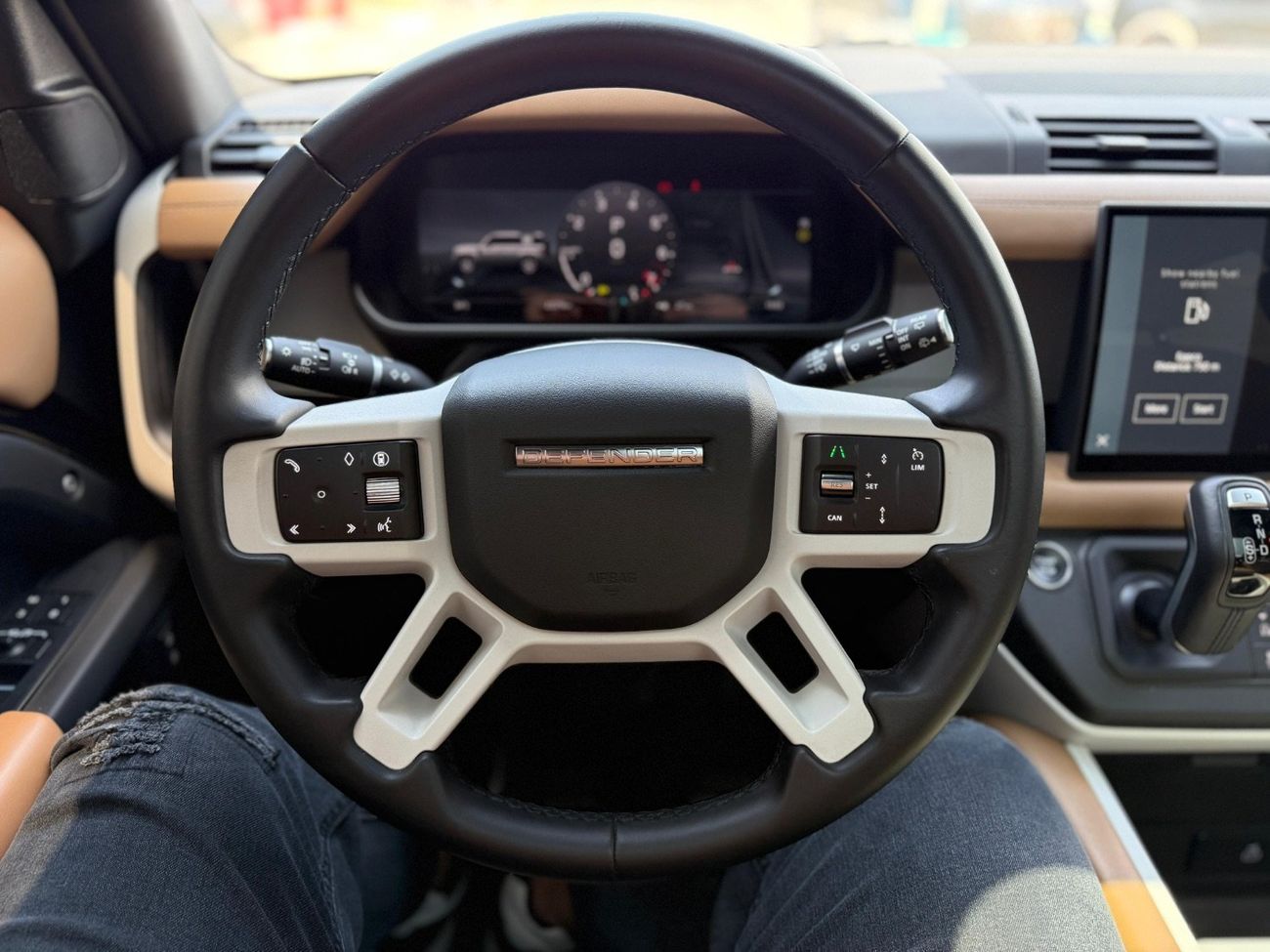 لاند روفر ديفندر P400 90 HSE 3.0L (5 Seater)