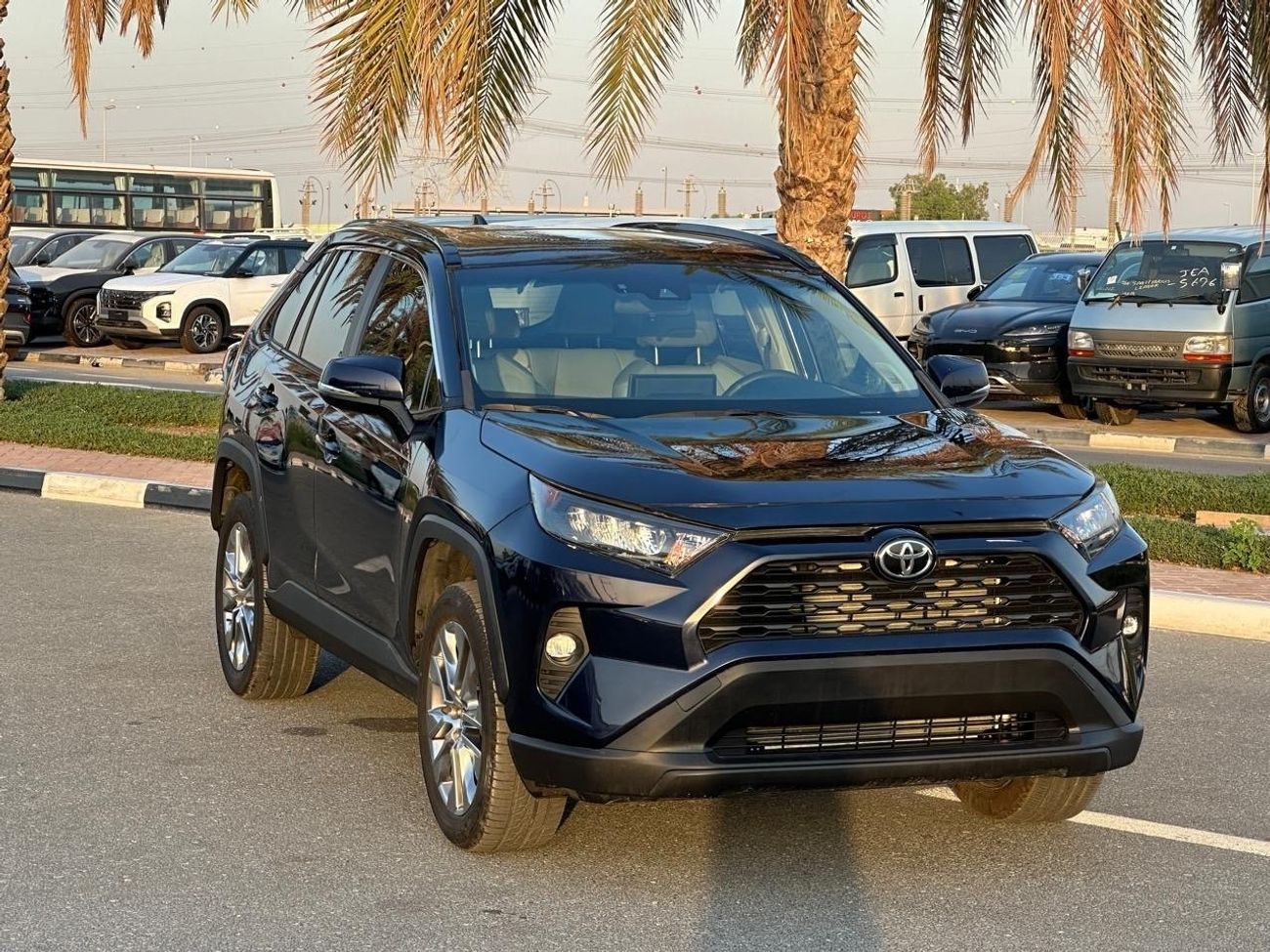 Toyota RAV4 2021 RAV4 xle premium
