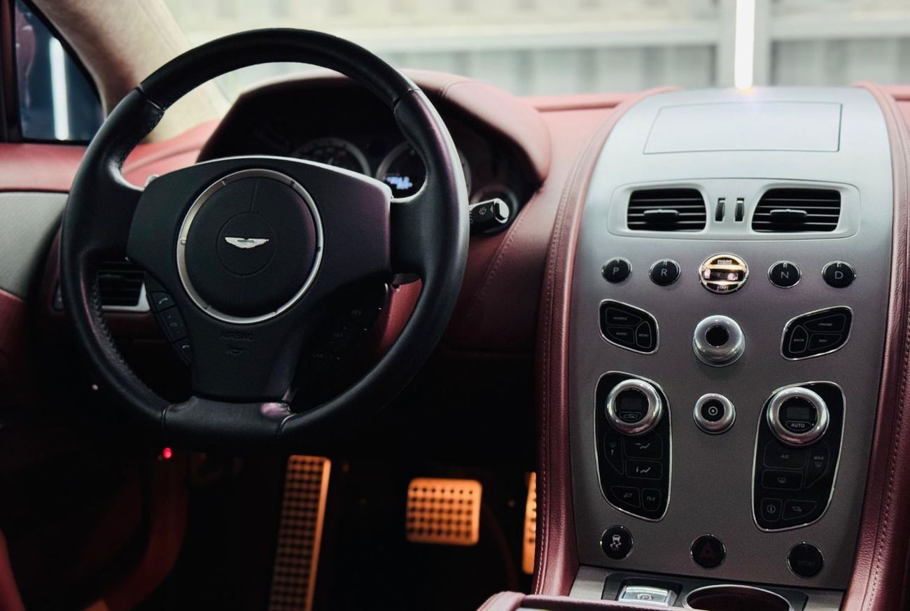 Aston Martin Rapide Std 6.0L 2017 Aston Martin Rapide V12, Very Low Kms, 552 HP, Excellent Condition, GCC