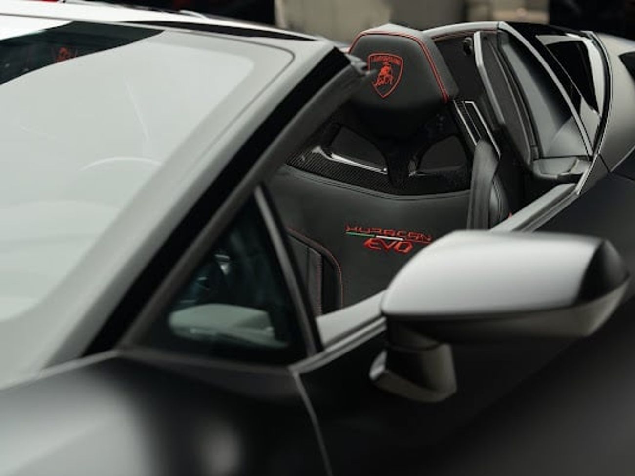 Lamborghini Huracan Evo Spyder LAMBORGHINI | HURACAN EVO SPIDER | AD PERSONAM COLOR BLACK MATTE