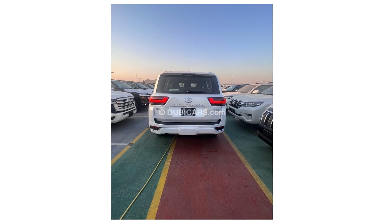 Toyota Land Cruiser Land Cruiser vxr 3.5 Full option with radar