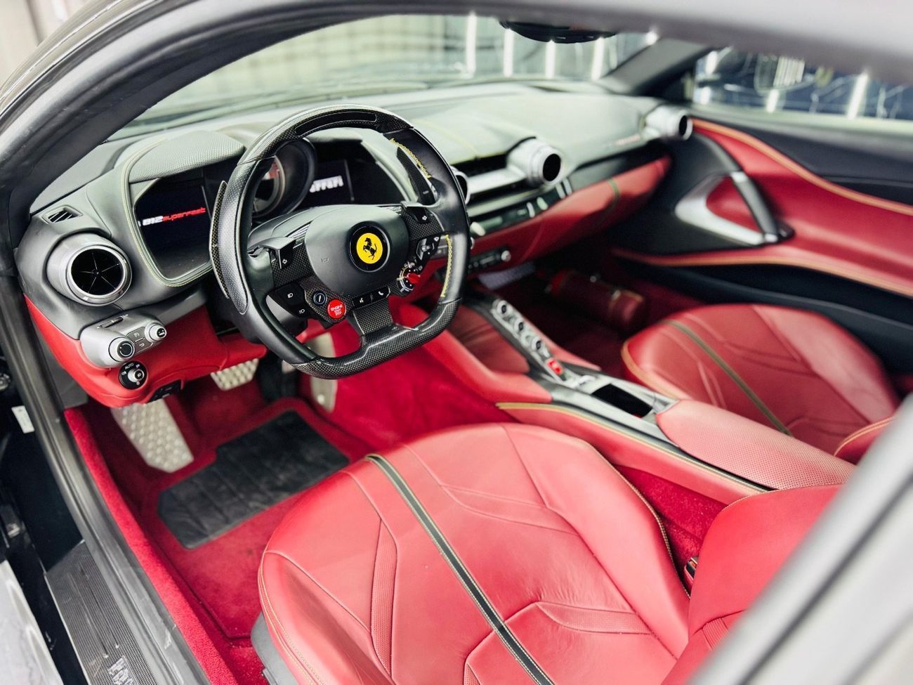 فيراري 812  سوبرفاست 812 Superfast 2018 Ferrari, Full Ferrari Service History, Carbon Fiber Package, Very Low Kms, GCC