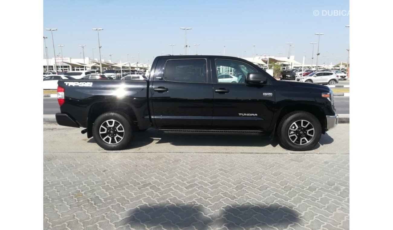 تويوتا تاندرا SR5 GRADE V-08 ( CLEAN CAR WITH WARRANTY )