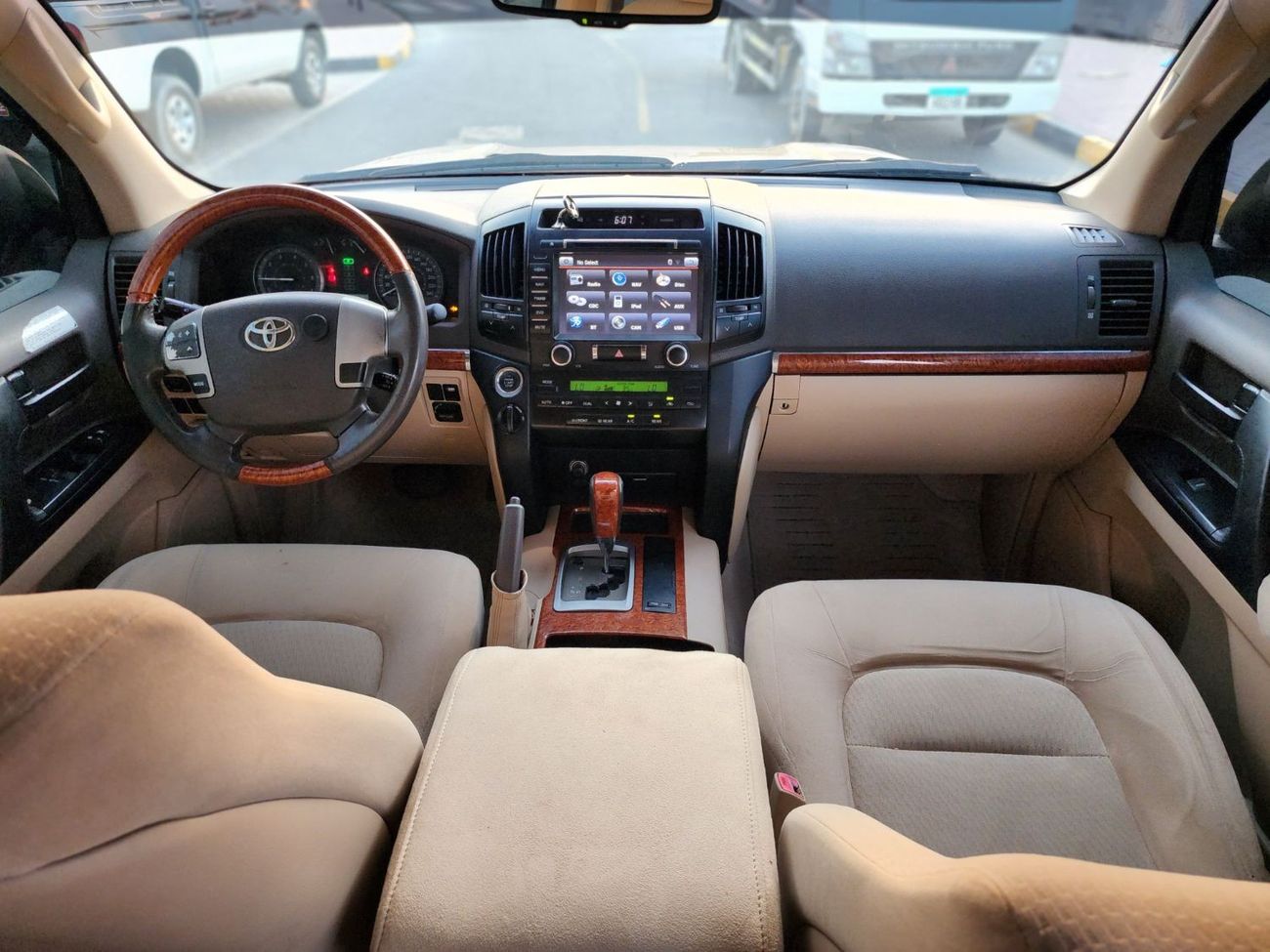 تويوتا لاند كروزر GXR