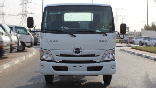Hino 300 Hino 300 XZU 710L 6.5 TON 300S Wide cab 4X2 (EXPORT ONLY)