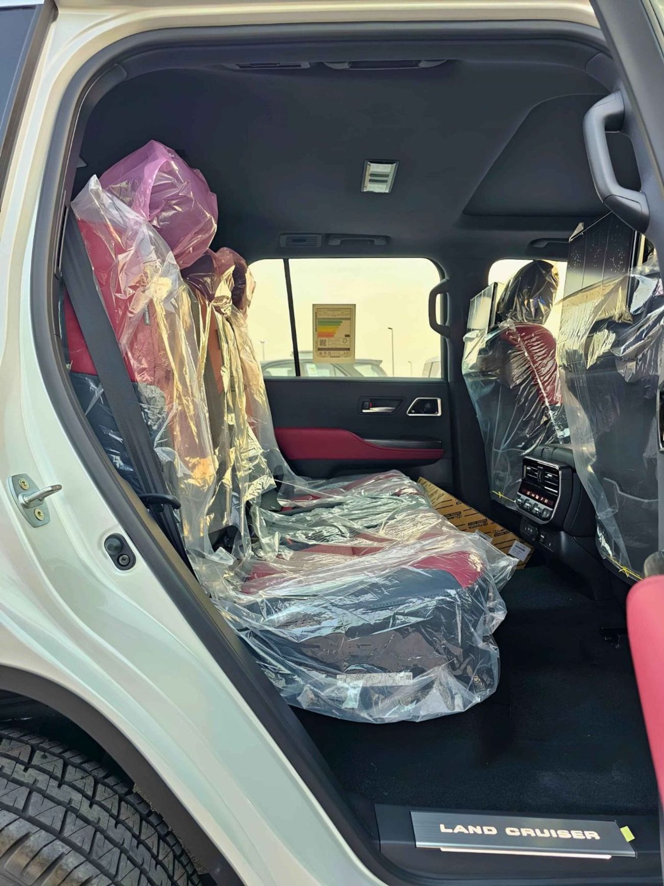 Toyota Land Cruiser VXR TWIN TURBO EXCL / HIGH OPTION / SUNROOF, LEATHER, POWER SEATS/3.5L PETROL V6 A/T/ (CODE # LCTVXR