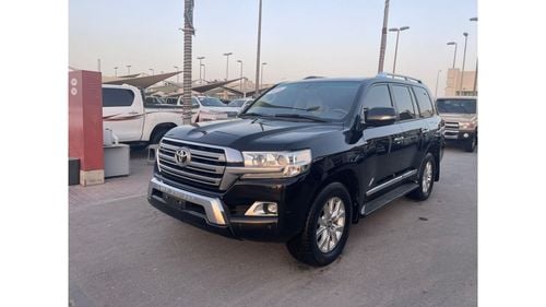 Toyota Land Cruiser 2016 Toyota Land Cruiser GXR (J200), 5dr SUV, 4.6L 8cyl Petrol, Automatic, Four Wheel Drive. clean c