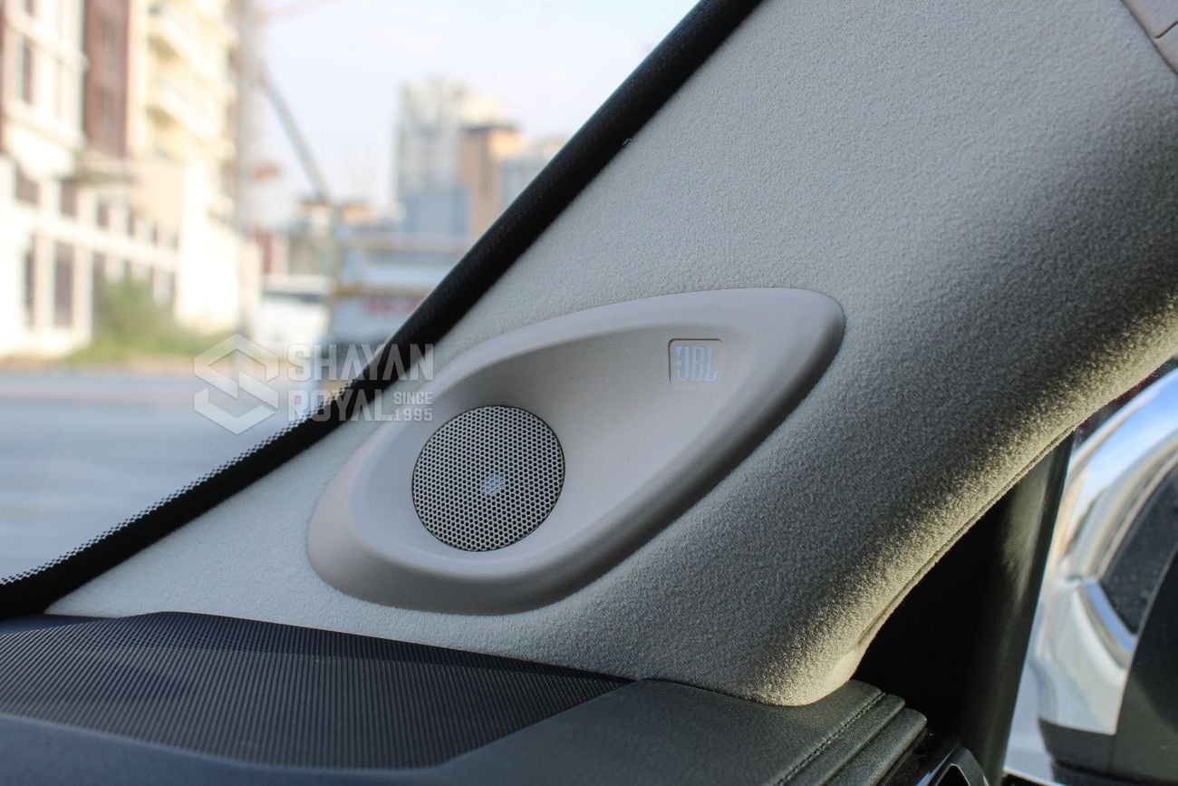 Toyota Land Cruiser LHD LC300 4.0L PETROL V6 VX FULL OPTION WITH RADAR | SOFT DOOR CLOSING AT 7-SEATS 2026MY