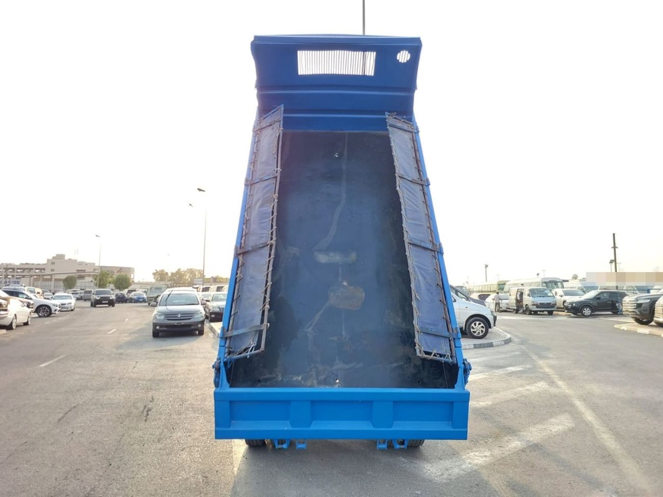 Mitsubishi Fuso Canter MITSUBISHI CANTER DUMPER TRUCK RHD 1995 MODEL 4.6 L DIESEL MANUAL(PM00305)