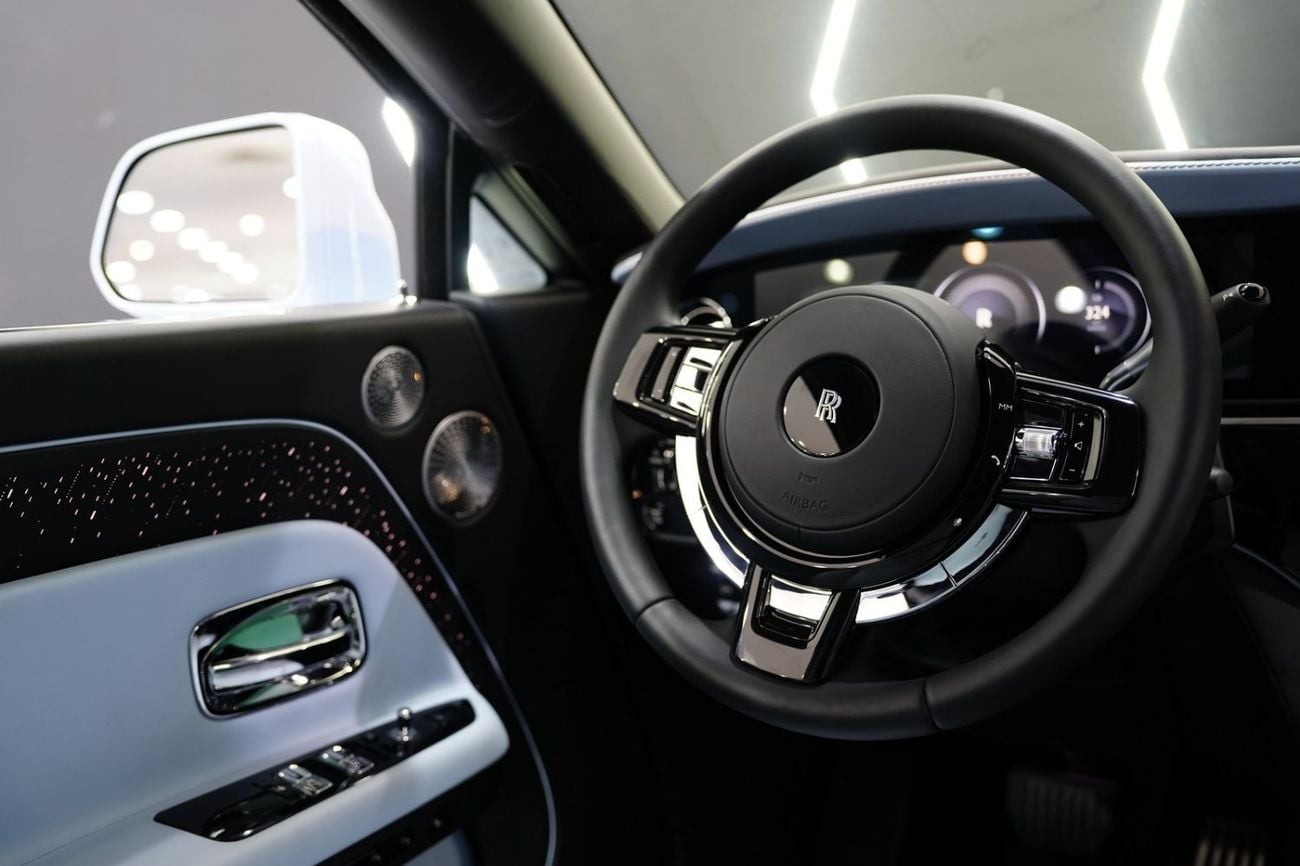 Rolls Royce Spectre STD 2024 Rolls-Royce Spectre, Bespoke Audio, Illuminated Grille, Starlight, Dealer Warrr + Serv!!