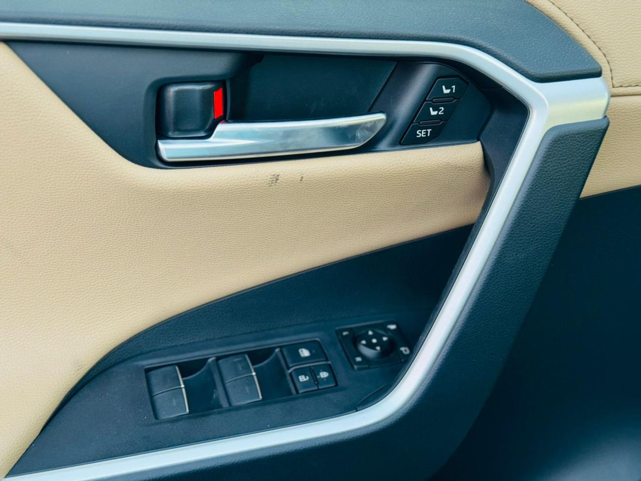 Toyota RAV4 2.5L VXR Hybrid