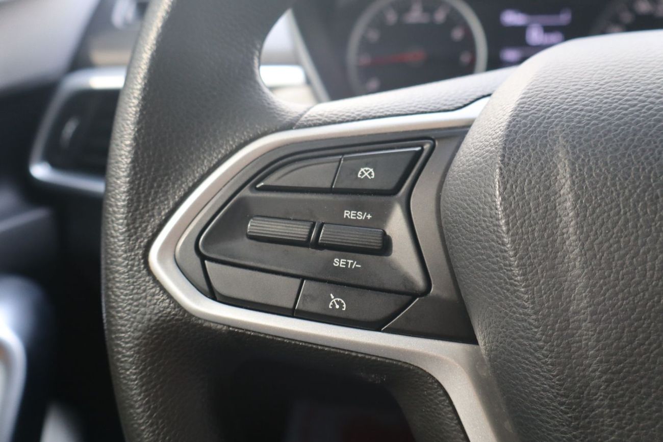 Chevrolet Captiva LT 1.5L (150 HP) (7 Seater)