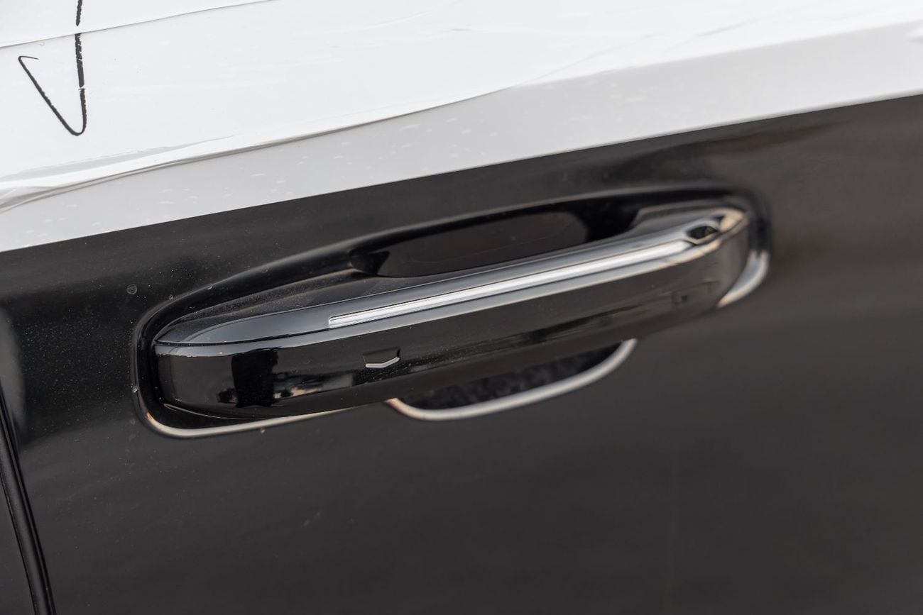 كاديلاك إسكالاد Sport 6.2L AWD Cadillac Escalade Sport - 2025 Brand New (Export)