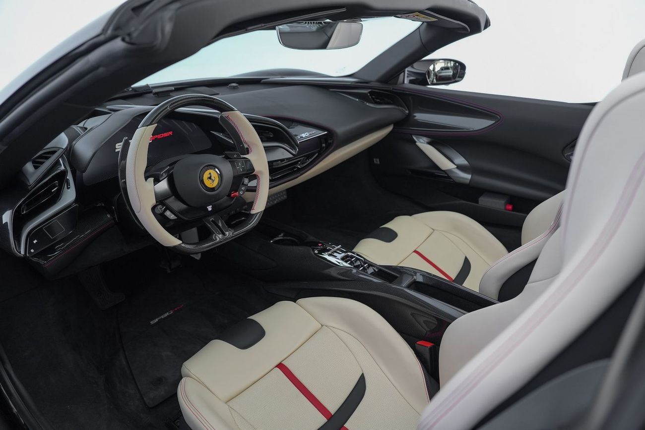 Ferrari SF90 Spider Ferrari SF90 Spider Assetto Fiorano