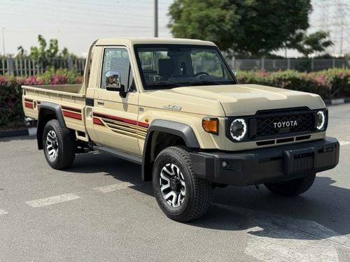 تويوتا لاند كروزر بيك آب GCC SPEC BRAND NEW
