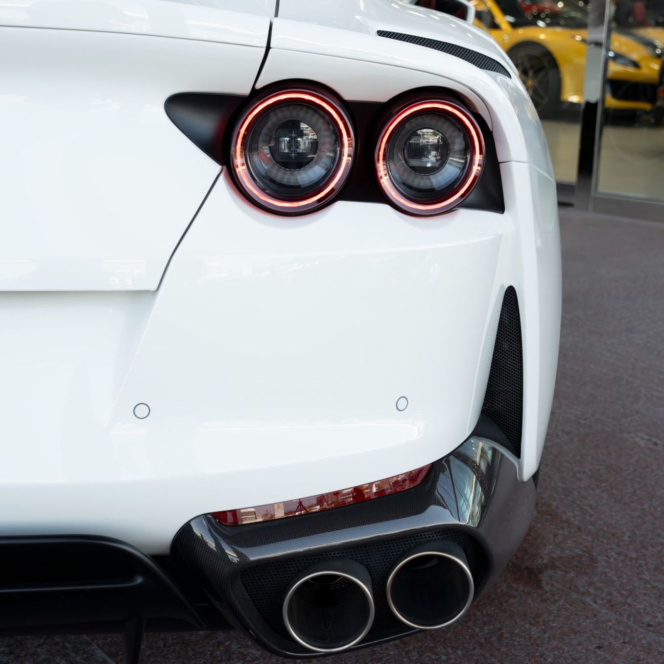 Ferrari 812 GTS 2023 FERRARI 812 GTS ( FULL CARBON BODY ) DONE ONLY 1200KM