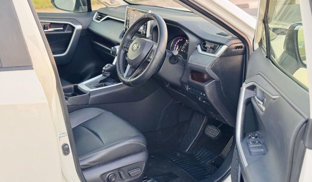 تويوتا راف ٤ PREMIUM CONDITION | RHD | 2.0L PETROL ENGINE | 2019 MODEL | 360 VIEW CAMERA