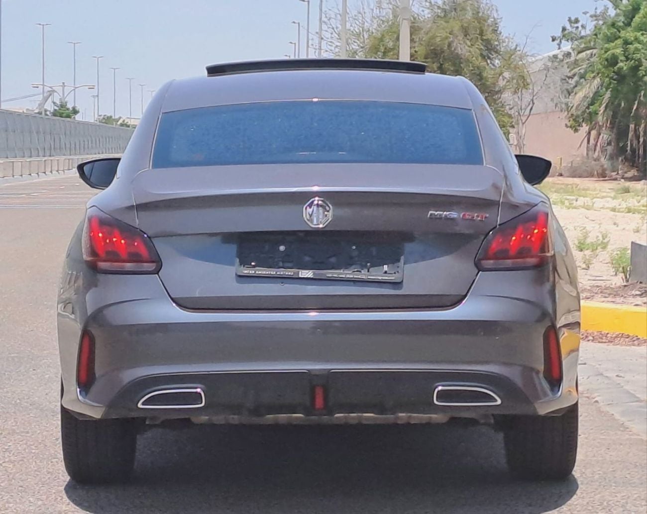 MG GT LUXURY 1.5L TURBO 740- Monthly l GCC l Cruise, Sunroof, Leather Seats l Accident Free